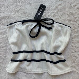 Boohoo White Tank Top with Black Trim